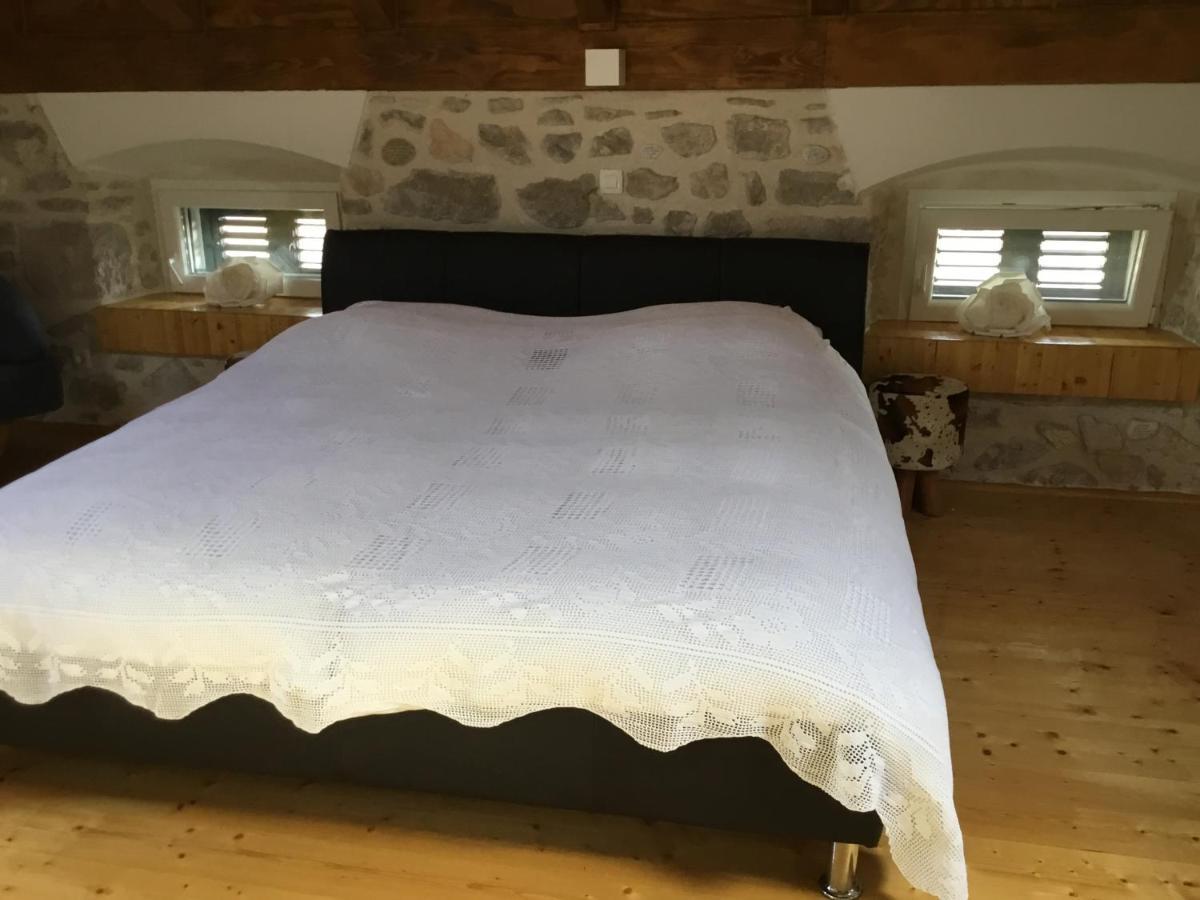 Stein Haus Villa Pirovac Ngoại thất bức ảnh