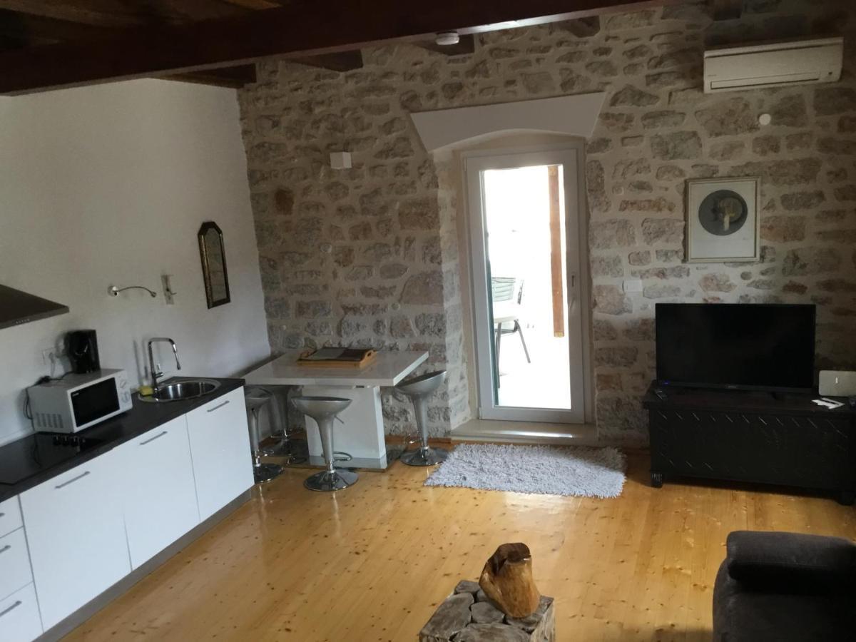 Stein Haus Villa Pirovac Ngoại thất bức ảnh